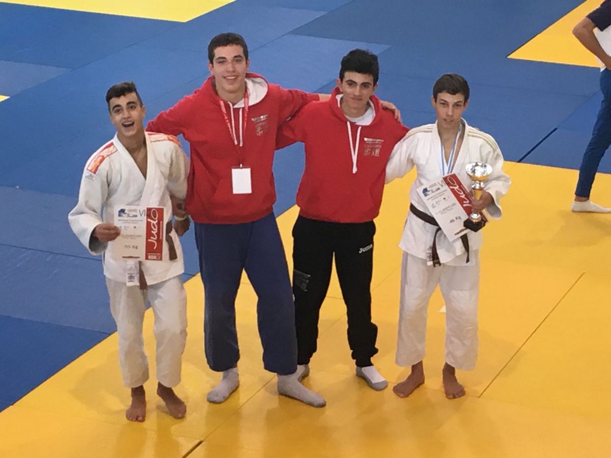 Medalla de ORO en la Supercopa de Espa&ntilde;a de Judo cadete de Vigo 08-10-16.